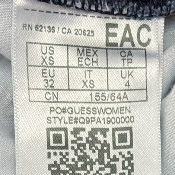 Guess Jean Joggers - Picture 6 of 9